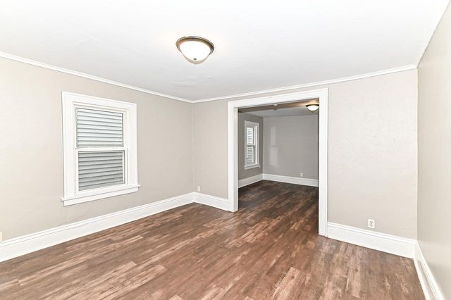 1218 N Memorial DRIVE, Racine, WI 53404