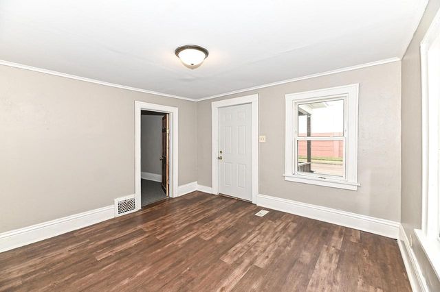 1218 N Memorial DRIVE, Racine, WI 53404