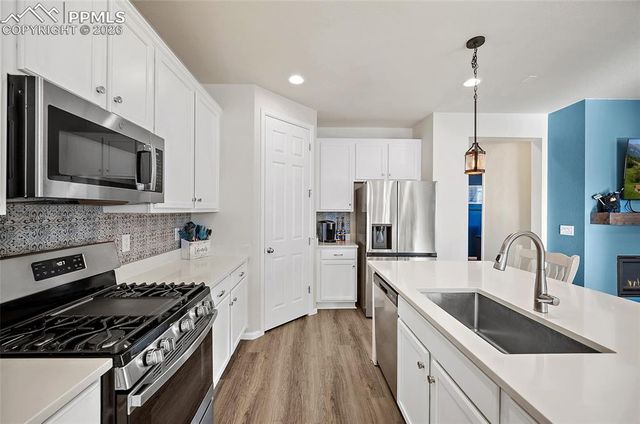 5662 Last Chance Drive, Colorado Springs, CO 80927