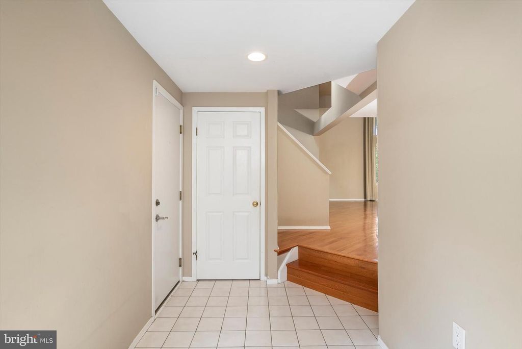 426 SAYRE DR, PRINETON, NJ 08540 — photo 3