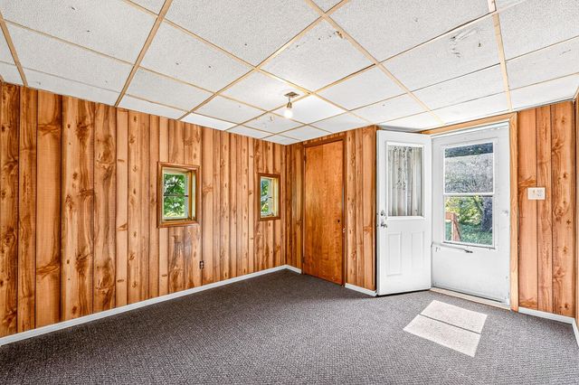 1406 99th Avenue W, Duluth, MN 55808