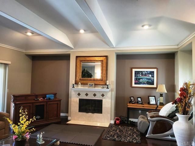 1879 Fox Bridge CT., Fallbrook, CA 92028