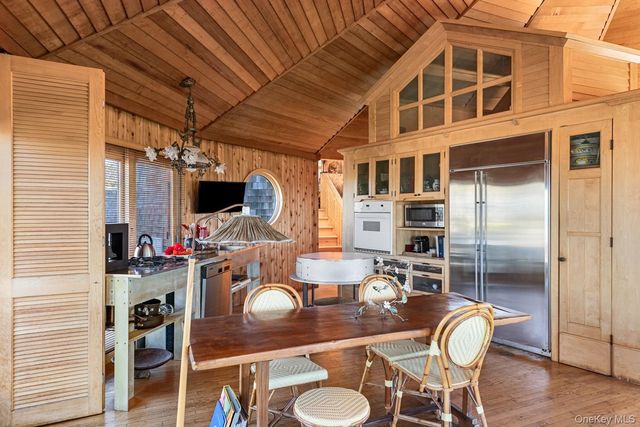 1 Steels Walk, Water Island, NY 11772