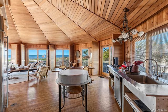 1 Steels Walk, Water Island, NY 11772