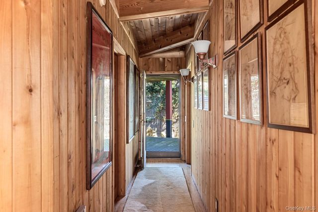 1 Steels Walk, Water Island, NY 11772