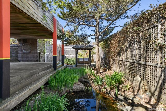 1 Steels Walk, Water Island, NY 11772