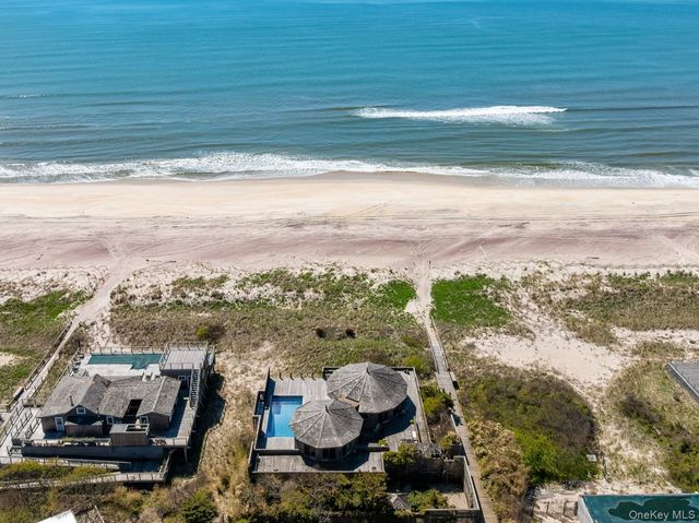 1 Steels Walk, Water Island, NY 11772