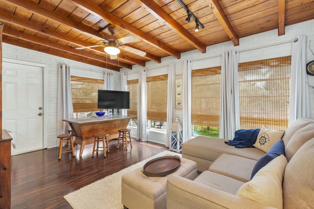 414 Pittsburgh Drive, Jupiter, FL 33458