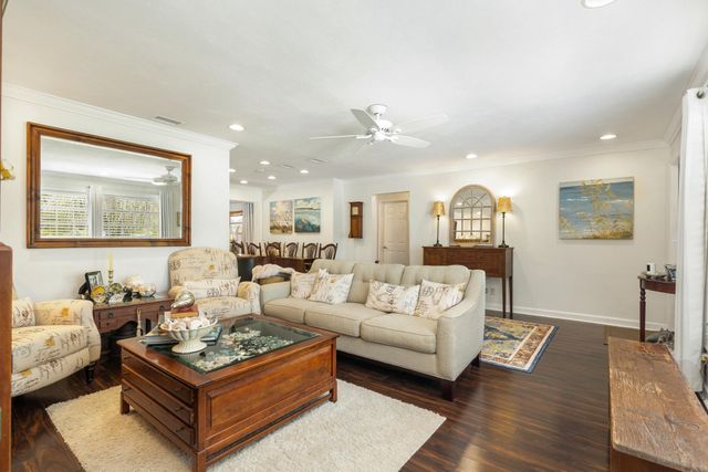 414 Pittsburgh Drive, Jupiter, FL 33458