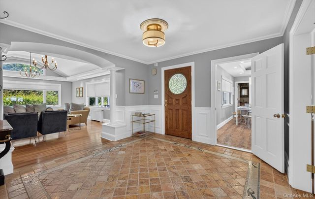 81 Lawrence Hill Road, Huntington, NY 11743