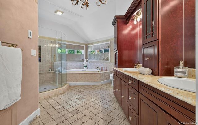 81 Lawrence Hill Road, Huntington, NY 11743