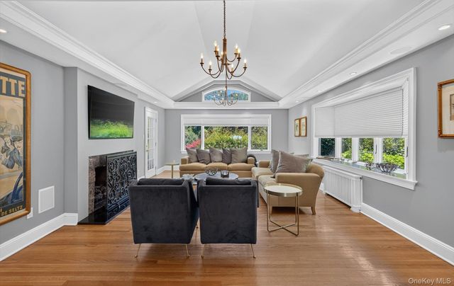 81 Lawrence Hill Road, Huntington, NY 11743