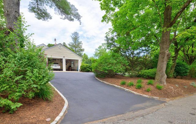 81 Lawrence Hill Road, Huntington, NY 11743