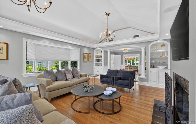 81 Lawrence Hill Road, Huntington, NY 11743