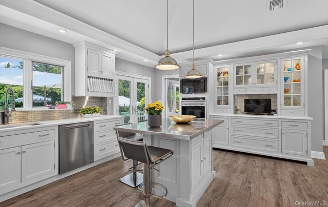 81 Lawrence Hill Road, Huntington, NY 11743