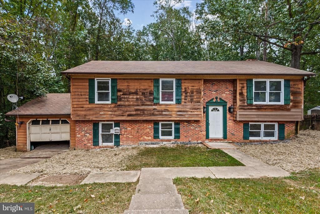 10711 ANN DAVIS DR, Fredericksburg, VA 22408