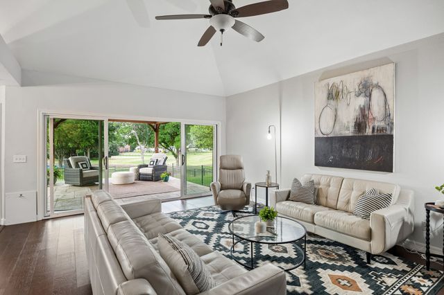 5210 N Briar Ridge Circle, Mckinney, TX 75072