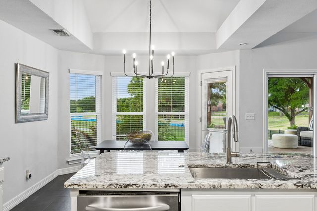5210 N Briar Ridge Circle, Mckinney, TX 75072