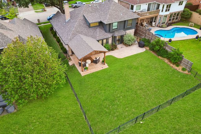 5210 N Briar Ridge Circle, Mckinney, TX 75072