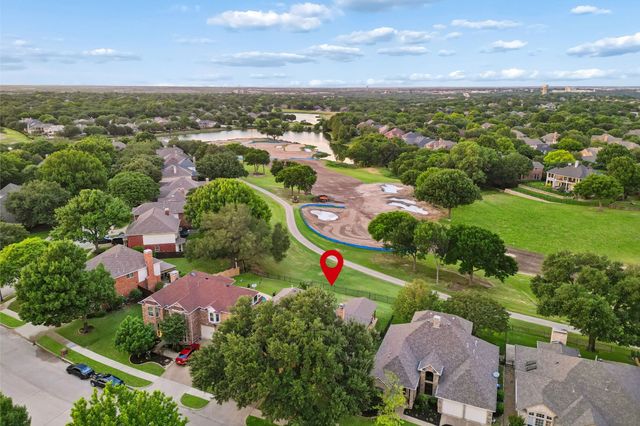 5210 N Briar Ridge Circle, Mckinney, TX 75072