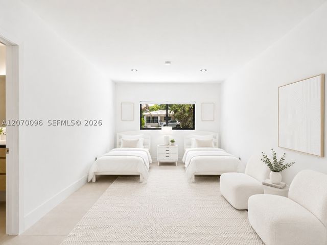 14324 Garden Dr, Miami, FL 33168