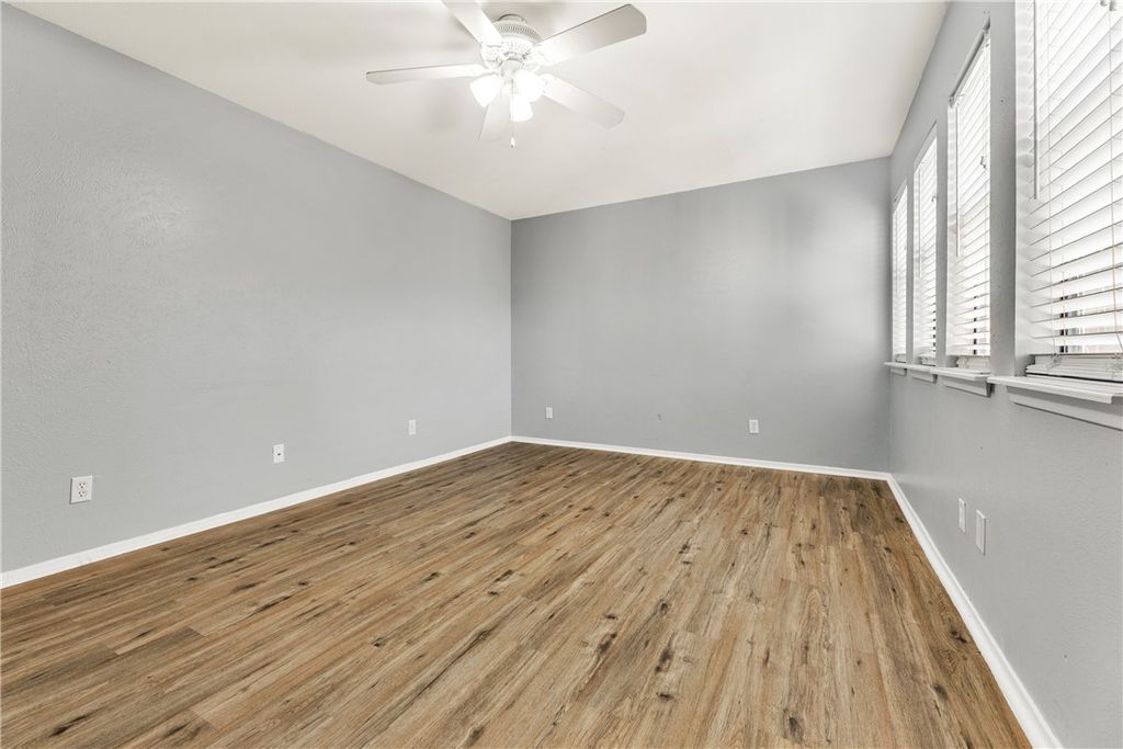 2101 Barak #17 Lane, Bryan, TX 77802 — photo 3