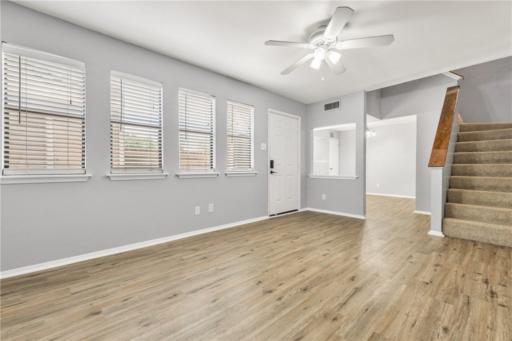 2101 Barak #17 Lane, Bryan, TX 77802 — photo 5