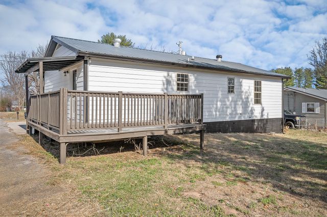 137 Bybee Dr, Mcminnville, TN 37110