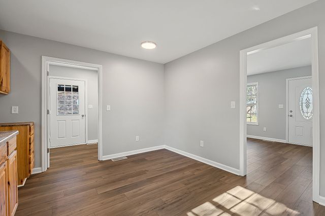 137 Bybee Dr, Mcminnville, TN 37110