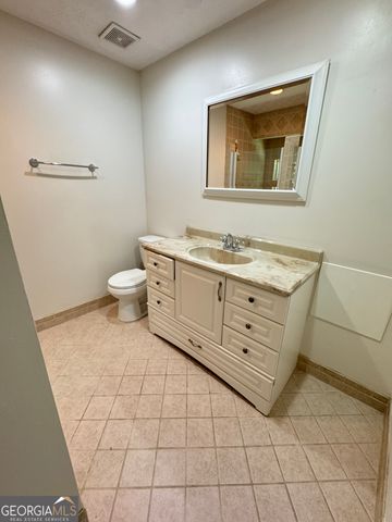 6848 Fielder Court, Rex, GA 30273