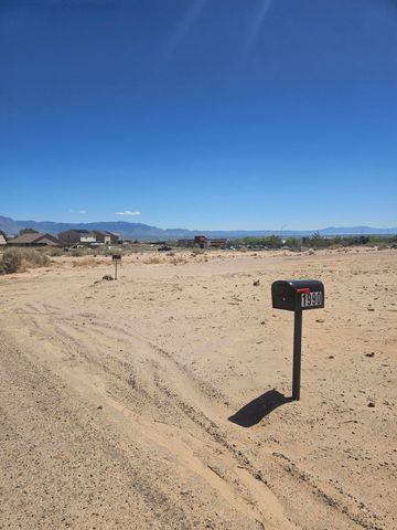 1990 12th Avenue SE, Rio Rancho, NM 87124