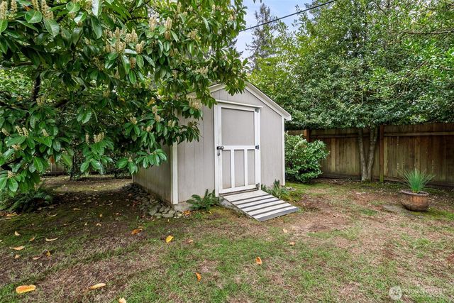 6612 Linwood Lane SW, Lakewood, WA 98499