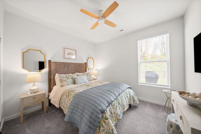 1153 Ross Farms Blvd, Clarksville, TN 37043