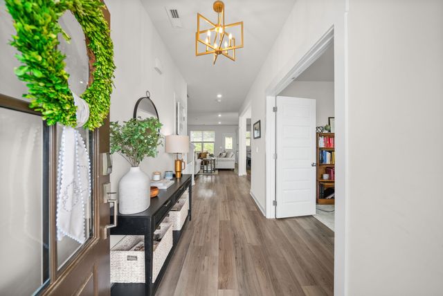 1153 Ross Farms Blvd, Clarksville, TN 37043