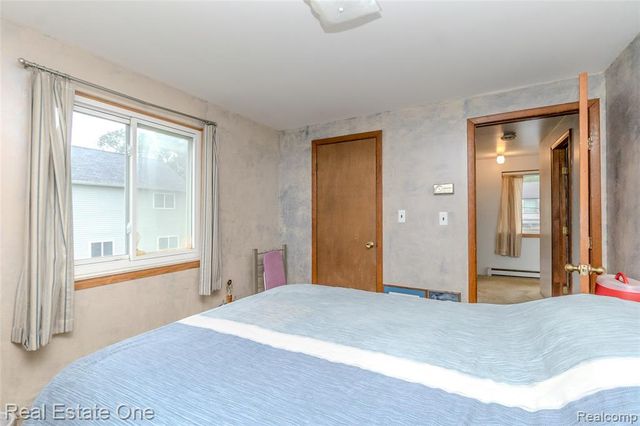 9393 Boncrest Street, Commerce Twp, MI 48382