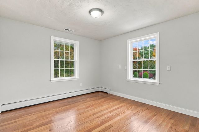 30 Overlook Dr, Methuen, MA 01844