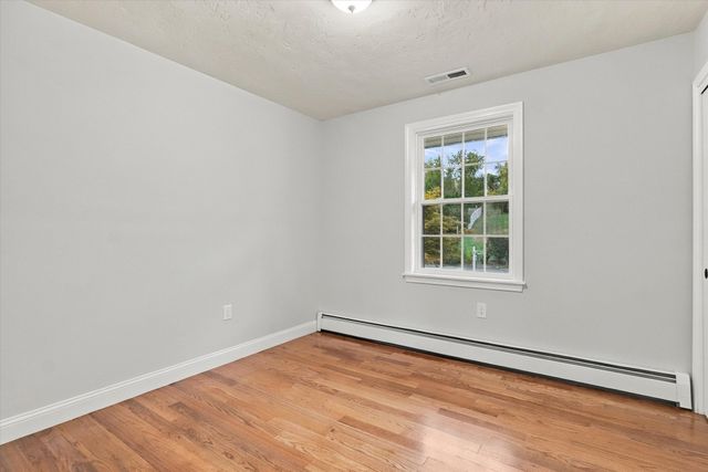 30 Overlook Dr, Methuen, MA 01844