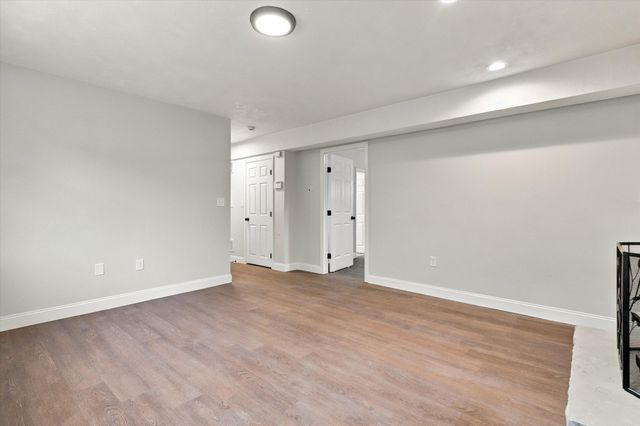 30 Overlook Dr, Methuen, MA 01844