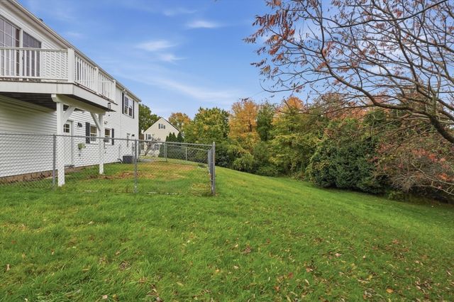30 Overlook Dr, Methuen, MA 01844