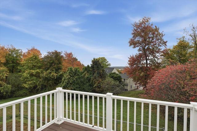 30 Overlook Dr, Methuen, MA 01844
