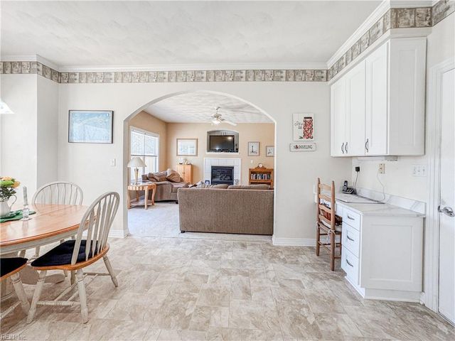 965 Sandoval DR, Virginia Beach, VA 23454