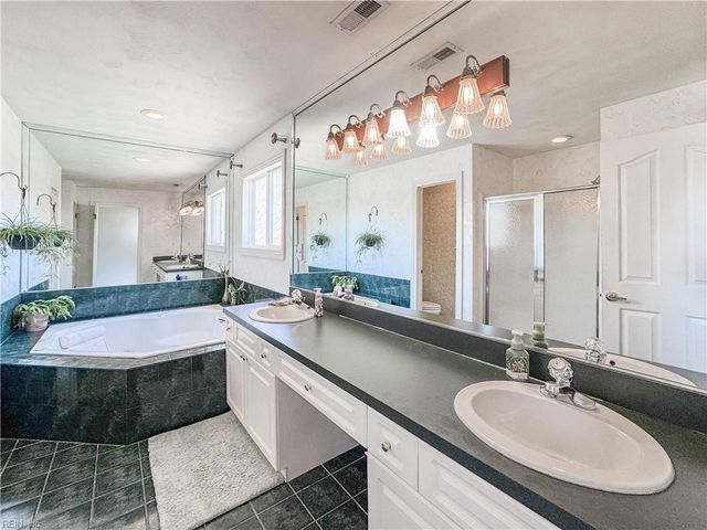965 Sandoval DR, Virginia Beach, VA 23454