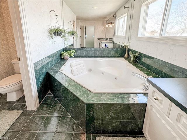 965 Sandoval DR, Virginia Beach, VA 23454