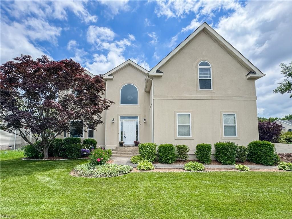 965 Sandoval DR, Virginia Beach, VA 23454