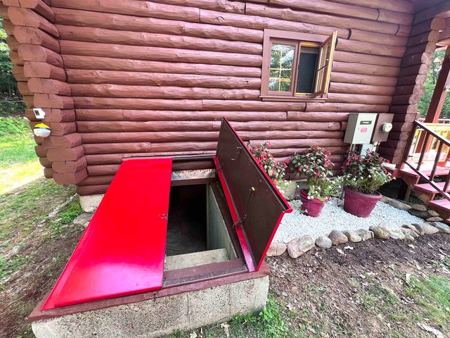 302 Davidson Hill Road, Chester, VT 05143