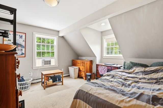 28 Island Road, Deerfield, NH 03037