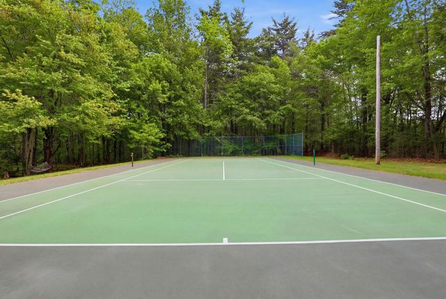 28 Island Road, Deerfield, NH 03037