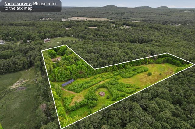 28 Island Road, Deerfield, NH 03037