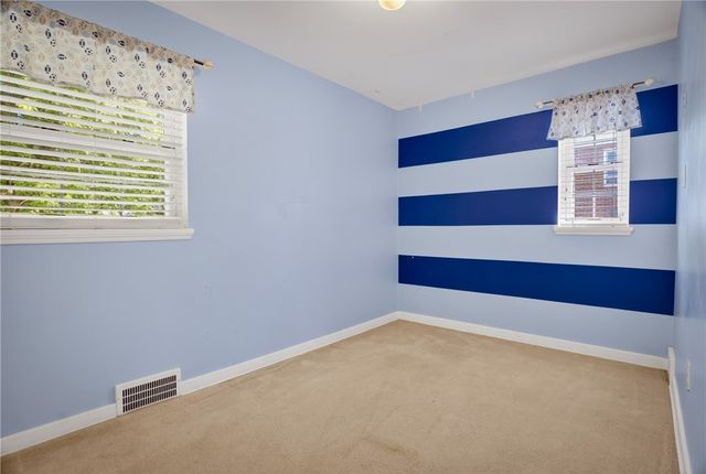 2406 Morrow Pl, Bethel Park, PA 15102