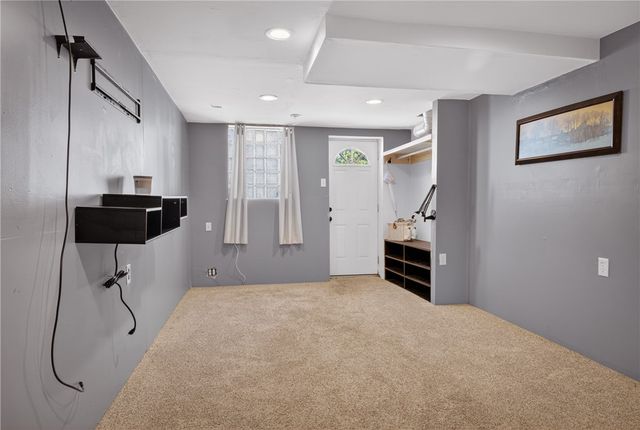 2406 Morrow Pl, Bethel Park, PA 15102